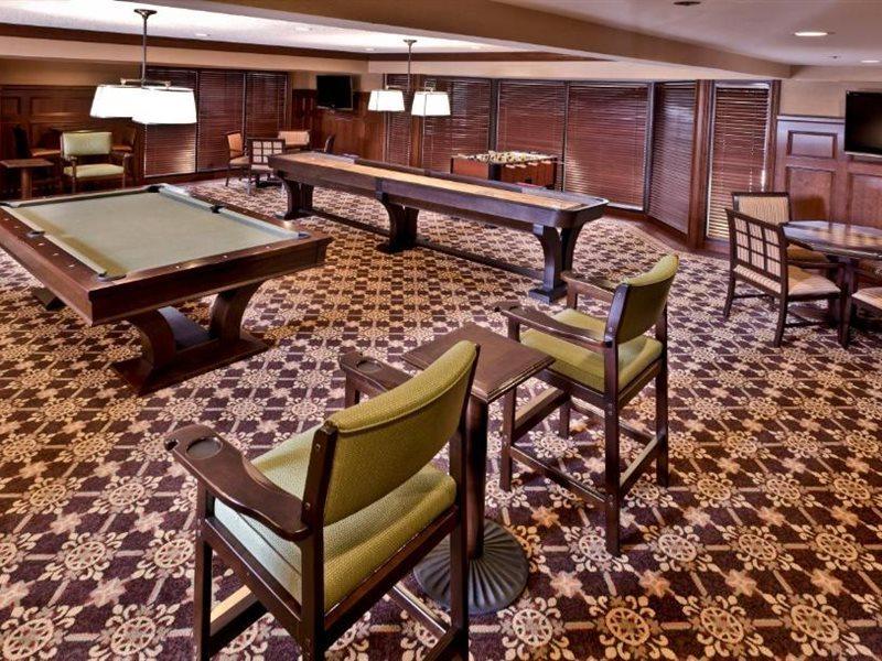 Ann Arbor Regent Hotel And Suites Экстерьер фото