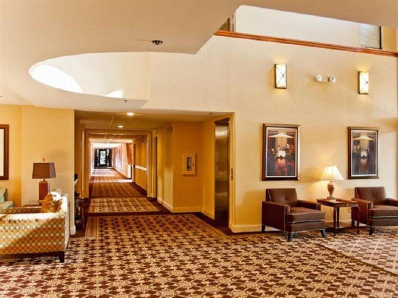 Ann Arbor Regent Hotel And Suites Экстерьер фото